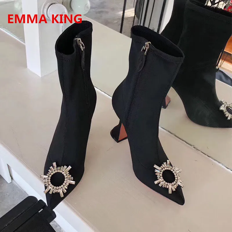 

Fashion Brand Design Black Stretch Pointed Toe Ankle Boots For Women 2019 Diamond Decorated Side Zip Kitten Heels Chelsea Boots