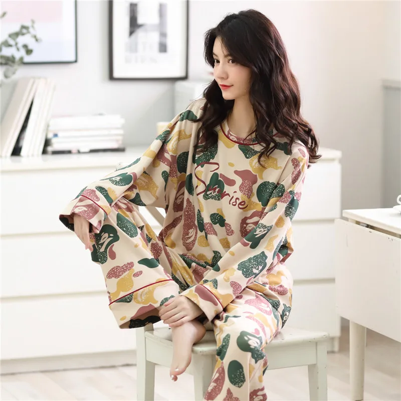 

2020 2 Pieces Autumn Pajamas Set Vintage Printed Home Clothes Women Girl Nightwear Loose Sleepwear Top + Shorts Girlfriend Suit