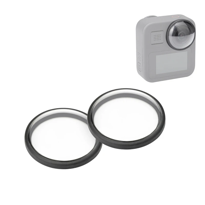 GoPro Max équipée du filtre UV en extérieur, capturant un paysage avec une protection optimale de l'objectif 360°.