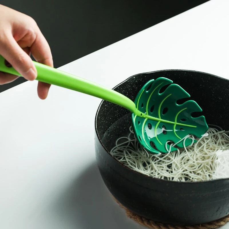 1pcs Creative Green Leaf Cooking Shovels Vegetable Strainer Scoop ABS Spoon Chopping Colander Soup Filter Kitchen Tools Dropship