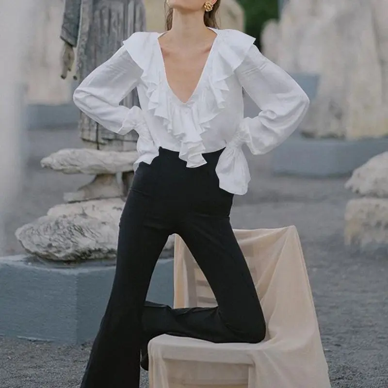 Модная белая шелковая атласная блузка Celmia, Женская Сексуальная рубашка с v-образным вырезом и длинным рукавом, летний топ с оборками, одноцветная Повседневная Блузка размера плюс