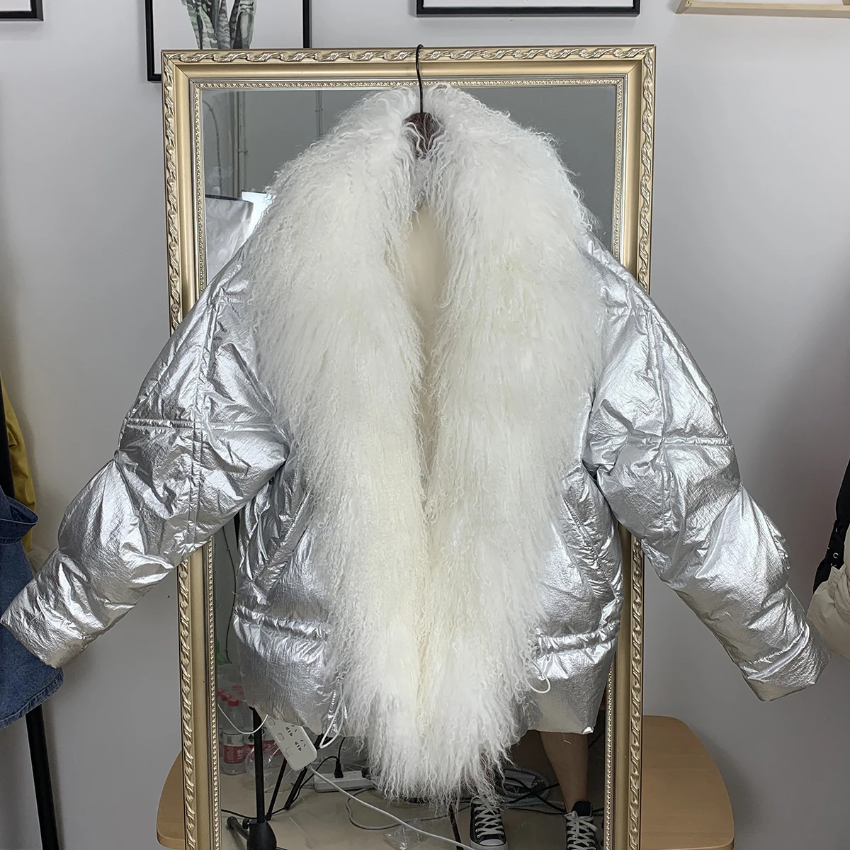 Новая модная зимняя куртка-пуховик с большим овечьим меховым воротником, Плотная яркая парка, пальто, женская куртка с меховым подкладом, свободная верхняя одежда