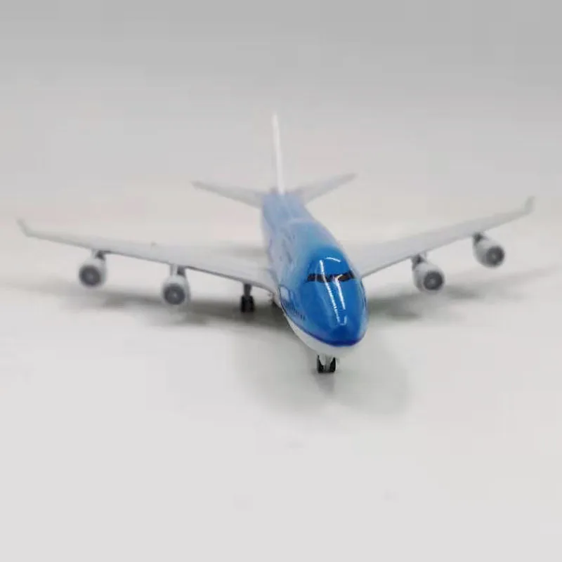 Стандартная авиационная модель 20 см Airbus Boeing B747 Royal Dutch Airlines летательный аппарат из
