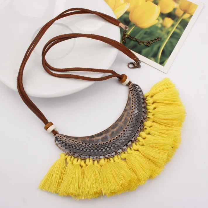 

Fashion Tassel Necklace Europe And America Accessories Large Crescent Ring Accessories Big Brand Bohemian Tassels Sweater Chain