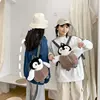 Lindo pingüino de peluche mochila para las niñas caqui pingüino de peluche bolso de hombro mejor regalo de cumpleaños para las niñas suave bolsa pequeña ► Foto 3/5