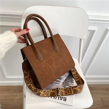 

New Scrub Leather Mini Crossbody Bags For Women 2021 Simple Style Shoulder Messenger Bag Lady Travel Handbags Mini Totes