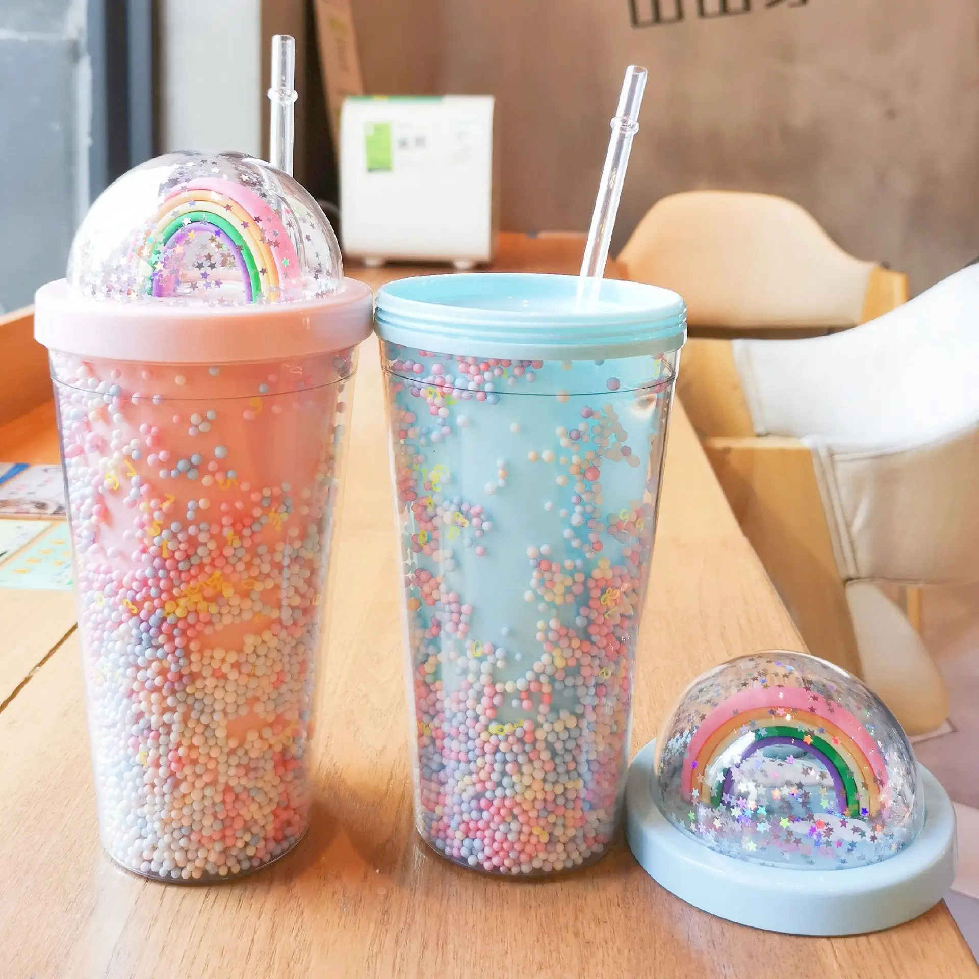 Double-layer-rainbow-plastic-water-bottle-with-straw-Korean-creative-sweet-cup-milk-coffee-tea-cup.jpg Kétrétegű Szivárványos Műanyag Vizes Palack Szalmával Koreai Kreatív Édes Csésze Tej Kávé Tea Ital - Image 3
