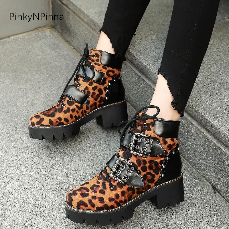 

Sexy women ankle boots flock leopard pattern short plush lining platform chunk heels metal buckle street punk style riding shoes