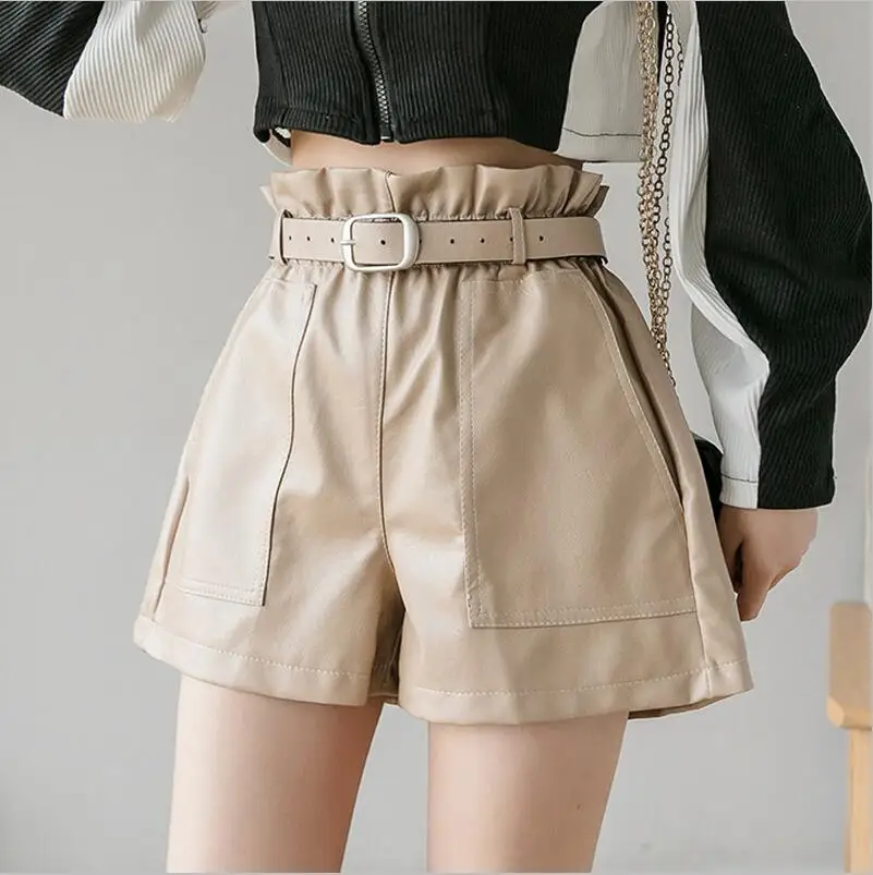 Khaki Свободные эластичные шорты с высокой талией из искусственной кожи, женские шорты в английском стиле с поясом, короткие женские сексуальные кожаные шорты на осень и зиму - Цвет: Khaki