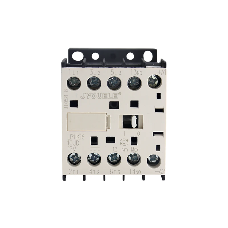 pequeno contator motor de controle