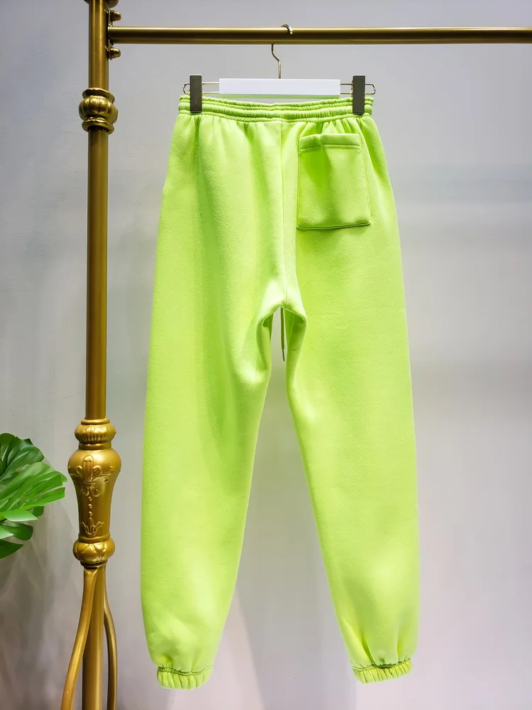 Зимний плюс бархатный толстый вышитый флуоресцентный зеленый свитер с длинными рукавами+ брюки женский костюм из двух предметов