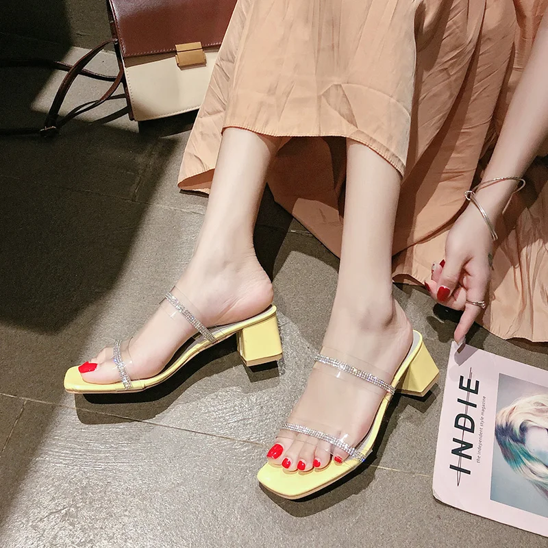 

Med Women's Slippers 2019 Shoes Luxury Slides Socofy New Designer Soft Summer Fashion PU Hoof Heels Med Shoes Woman 2019 Luxury