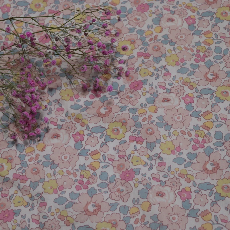 새로운 Betsy 꽃 80S Tissun 자유 코튼 포플린 원단 어린이를위한 봉제 천 드레스 스커트 DIY 인쇄 0.5M 디자이너