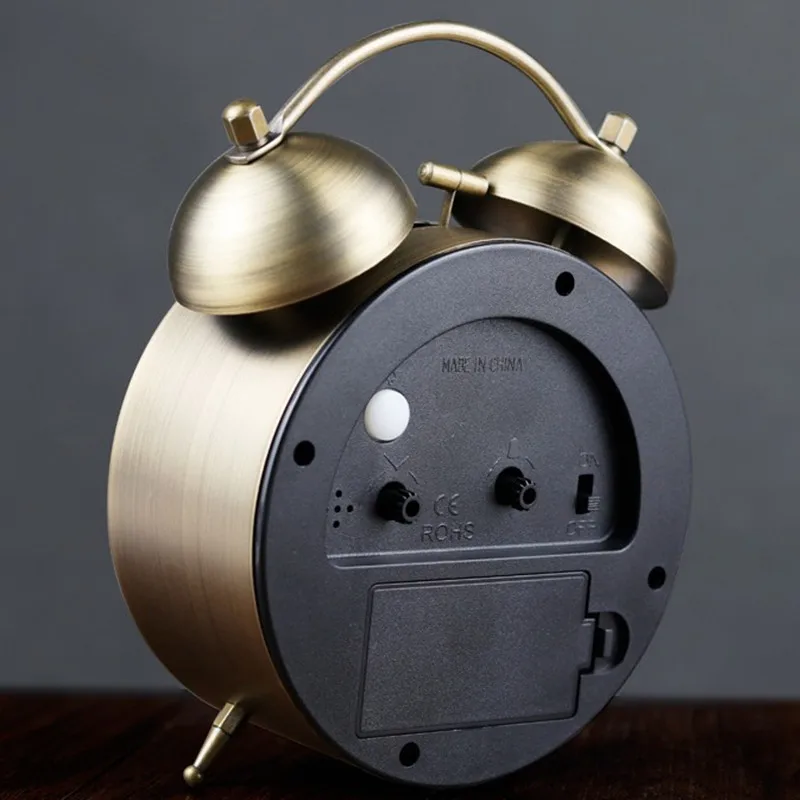 Retro Metal Small Alarm Clock Backlight Bedside Clock Table Living Room Home Decoration Alarm Night Light