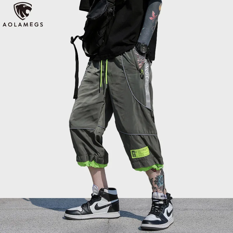 

Aolamegs Summer Shorts Men Hip Hop Casual Cargo Sweatshorts Fashion Pockets Reflective Tooling Drawstring Short Pants Streetwear