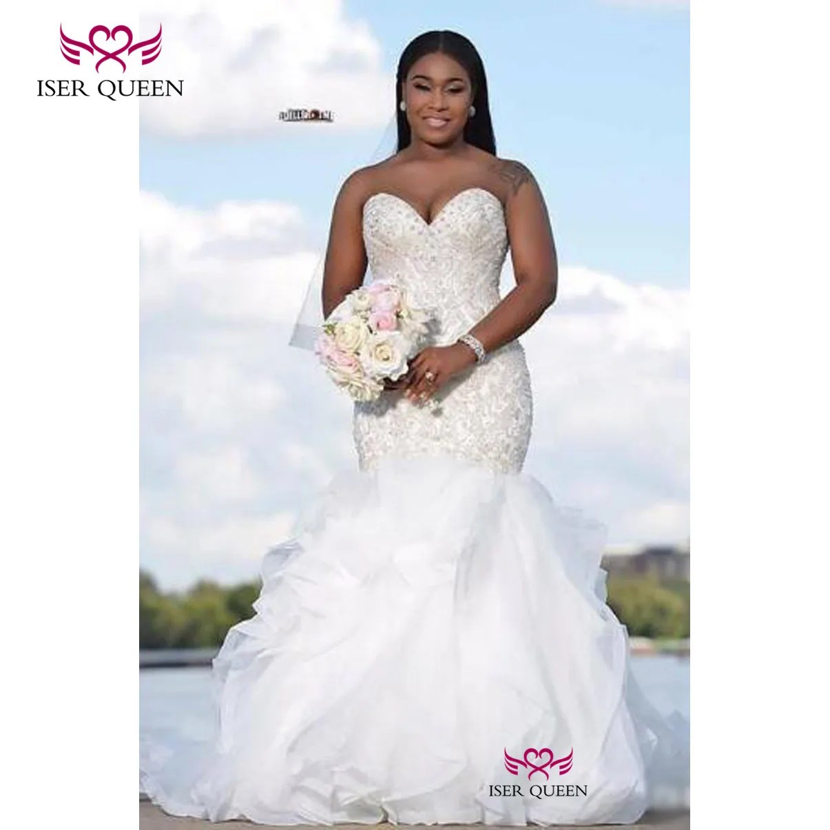 

Sexy Sweetheart Bright Sequined and Beading Mermaid Wedding Dresses Plus Size Tulle Train Bridal Gown Lace up Vestido 2019 W0305