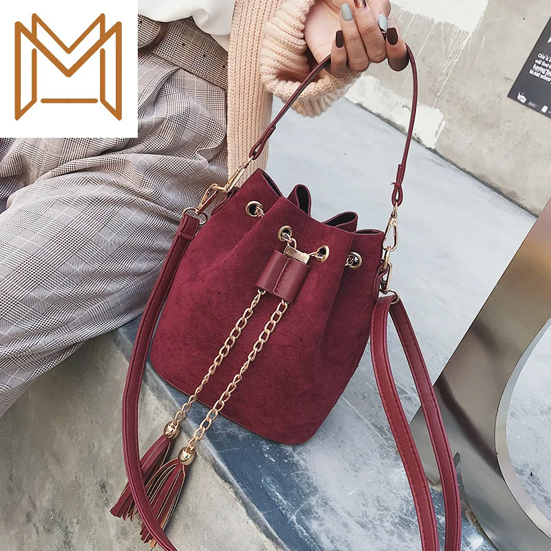 

Small Bag Woman 2019 Tide Chain Bucket Package Hundred Hand Bill Lading Shoulder Package Messenger