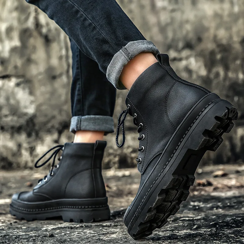 

Winter Black And White with Pattern Boots Men's Martin Boots Genuine Leather plus Velvet Warm Men's Boot Europe And America MEN'