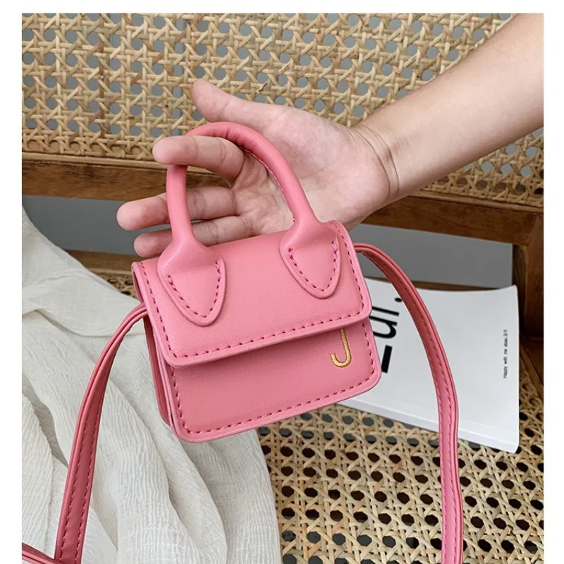 �Ϳ��� �ҳ� �̴� �޽��� ���� ��� �м� �ڵ��, ī���� � �ҳ� ���� ��Ƽ �ڵ��  ���� ���� ����