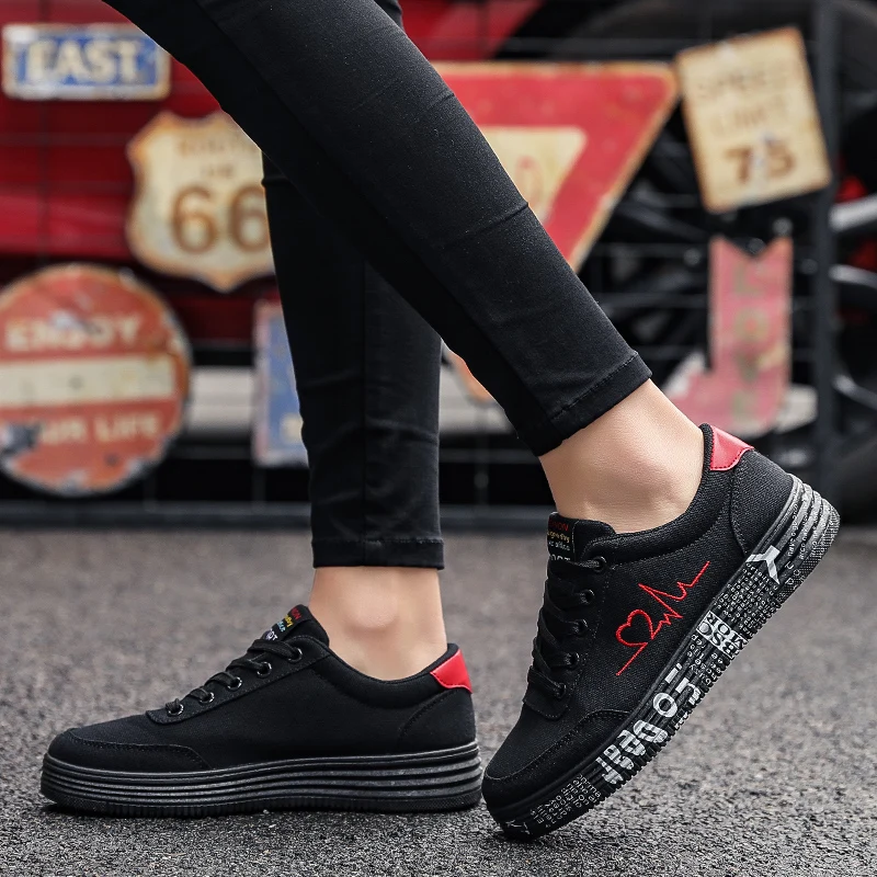 Fashion Women Vulcanized Shoes Sneakers Ladies Lace up Casual Shoes Breathable Canvas Lover Shoes Graffiti Flat Zapatos Hombe
