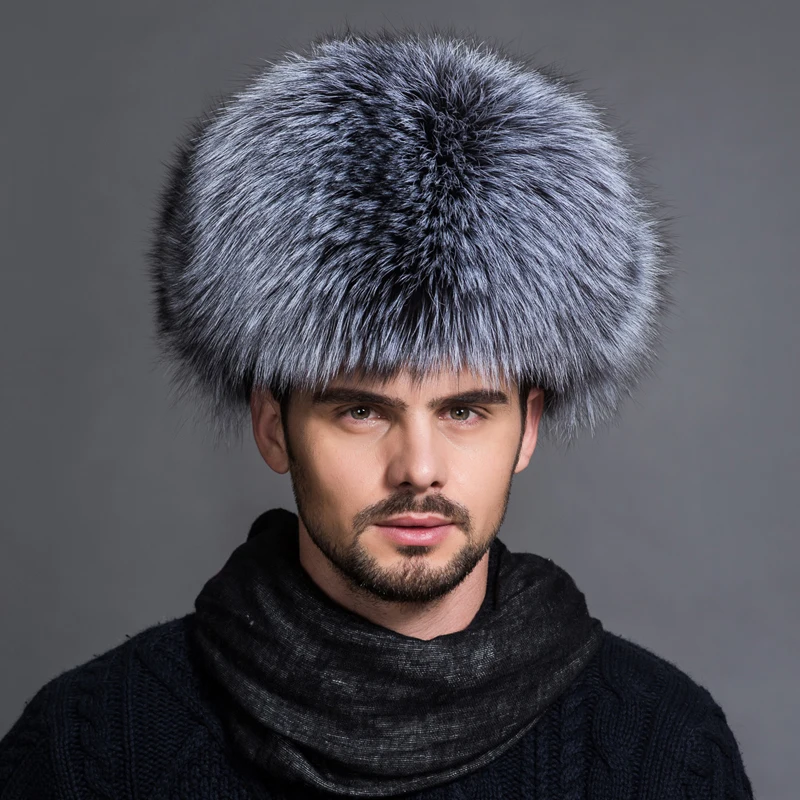 The silver fox color Открытый натуральный мех енота среднего возраста Кожаная шапка с мехом мужчины зимне-зимне наушники шапка человек расстроен Норт енота меховые шапки - Цвет: The silver fox color