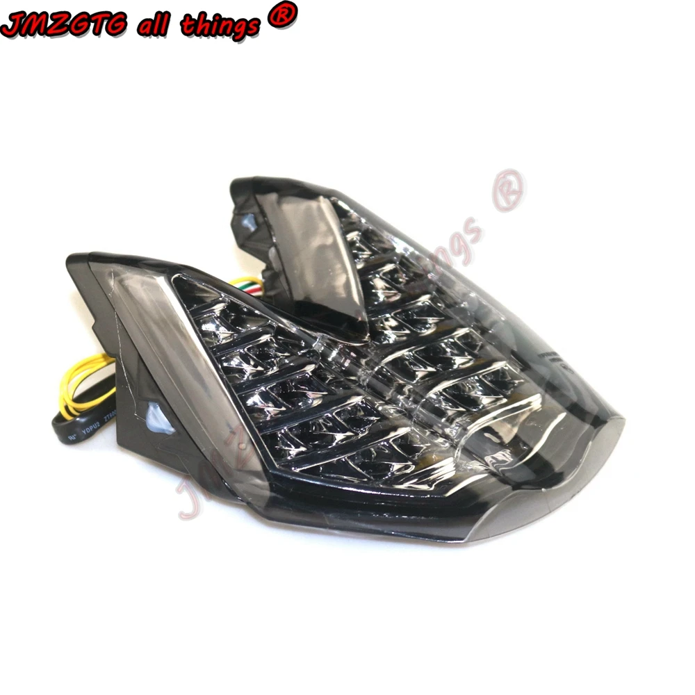 Fanale posteriore con indicatori di direzione integrato per Yamaha Roadstar 04/0