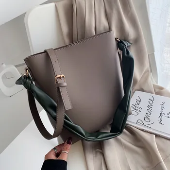 

NEW Leather Luxury Handbags Women Bags Designer Female Croosbody Travel Bags For Women Casual Tote Ladies Hand Bucket Bags