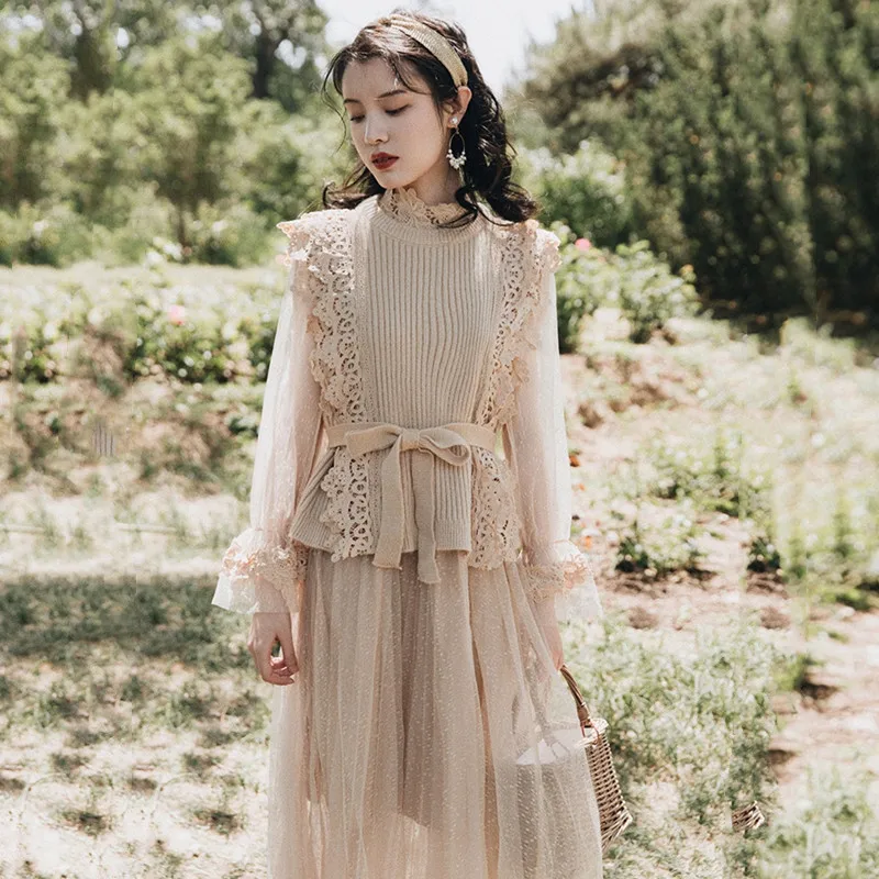 

2020 Autumn Socialite Small Xiangfeng Suit Female French Slim Fit Mesh Dress Knitting Waistcoat Two-piece Set