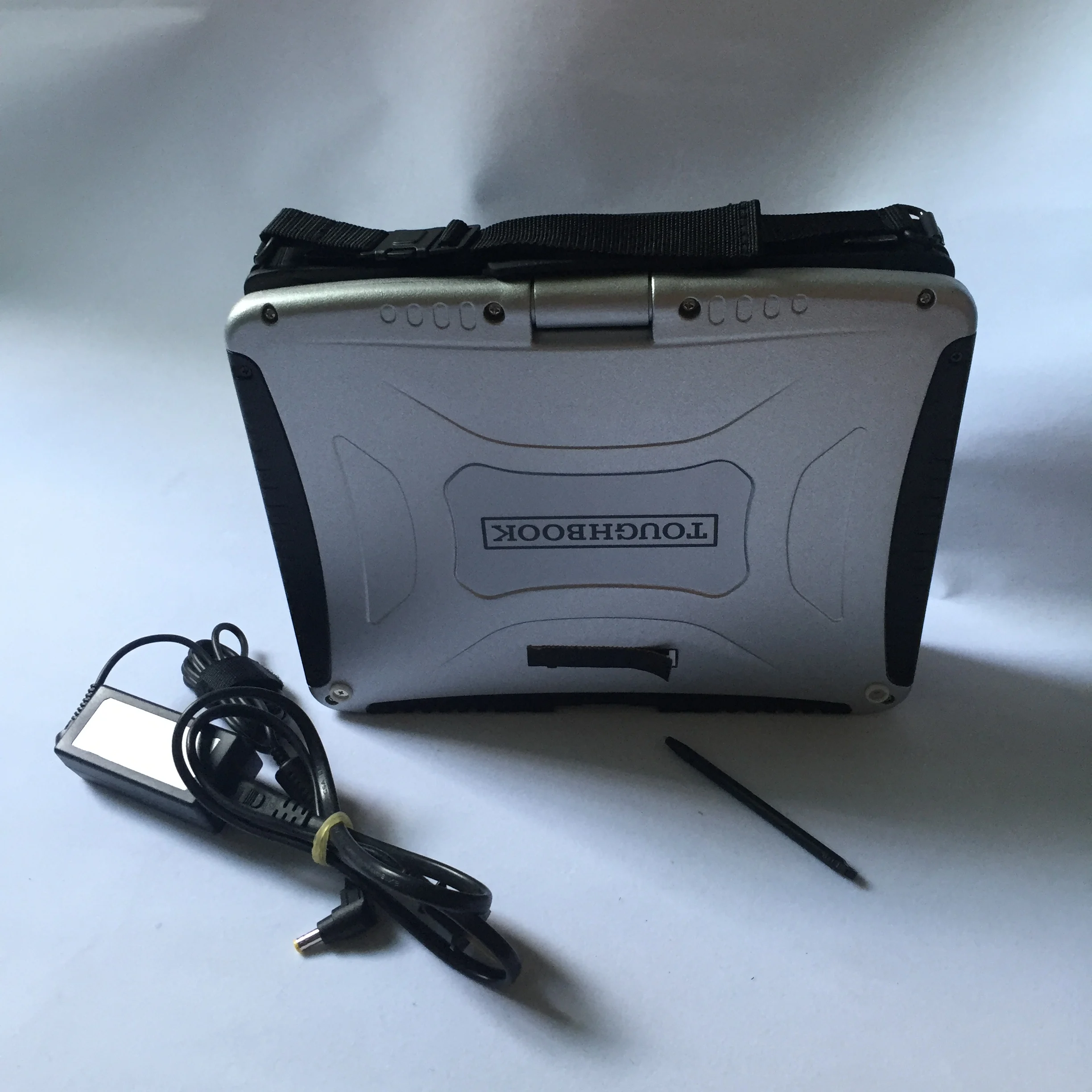 Panasonic Toughbook CF-19 MK3 - Écran 10,4", Core 2 Duo, 2 Go RAM - Pour Pièces Ou Réparation