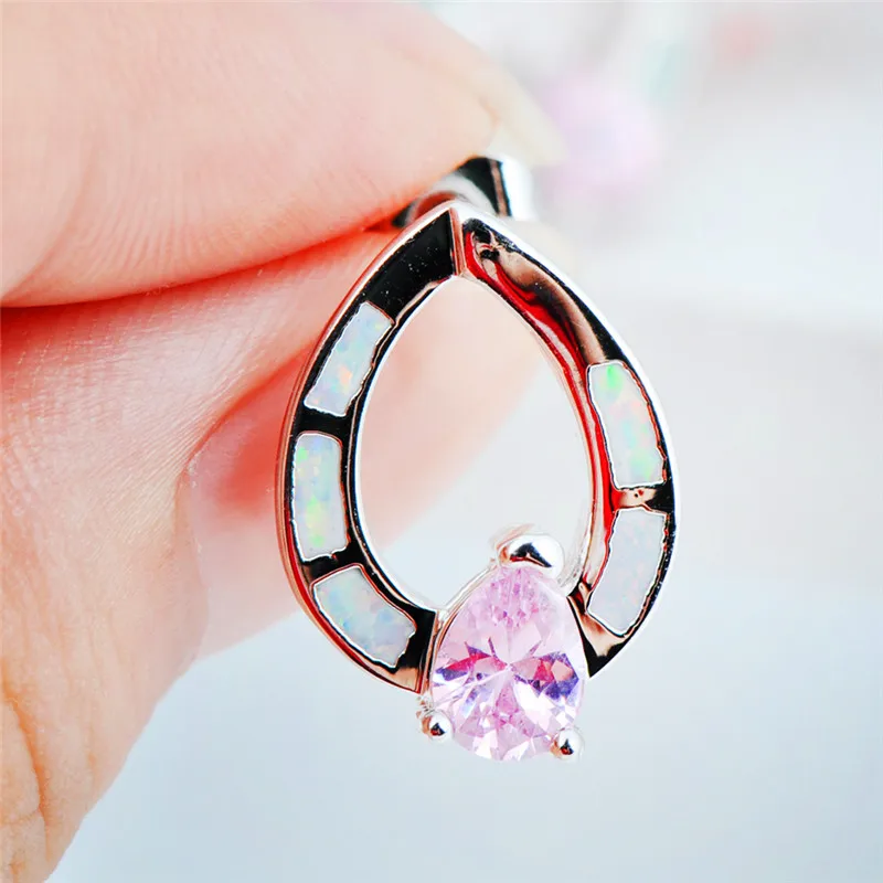 Ear0549 (1)