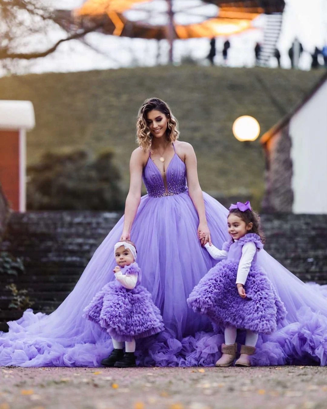 Robe princesse pour soirée mariage lavande 2020 haut travaillé col v 