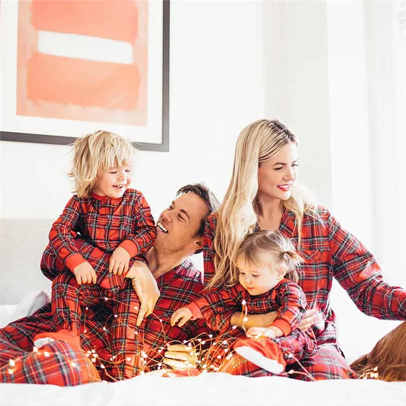 Комплект одинаковых рождественских пижам для всей семьи, г., одежда для сна в полоску для взрослых и женщин, для мужчин и детей осенняя одежда для сна, комплект для всей семьи, E0298