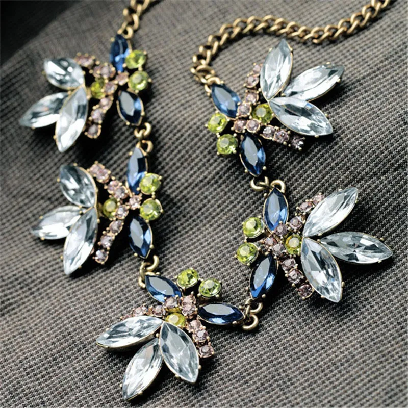 Luxury Big Rhinestone Statement Necklace Vintage Crystal Flowers Collar Necklace Gold color Big Choker Necklace for Women