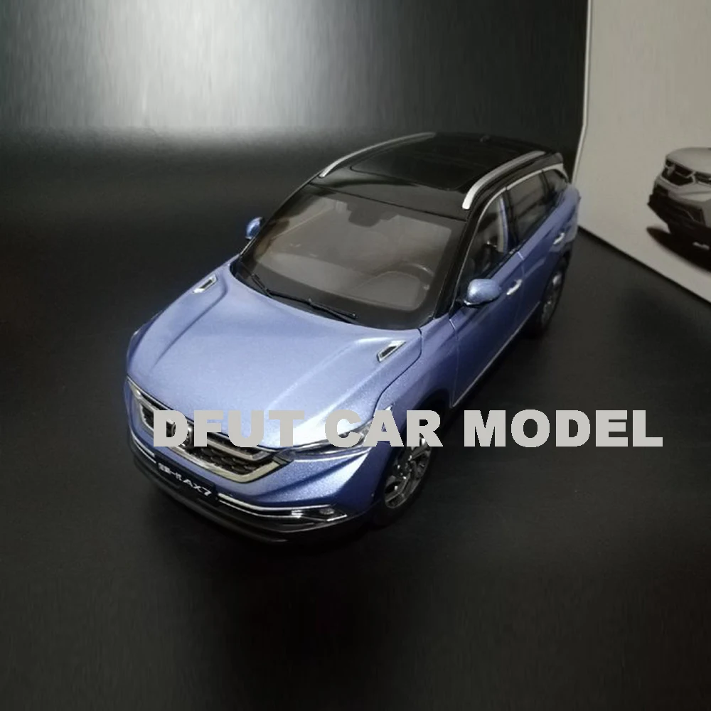 Литье под давлением AX7 SUV 1:18 литая под давлением Модель автомобиля игрушки для детей рождественские подарки коллекция оригинальная коробка