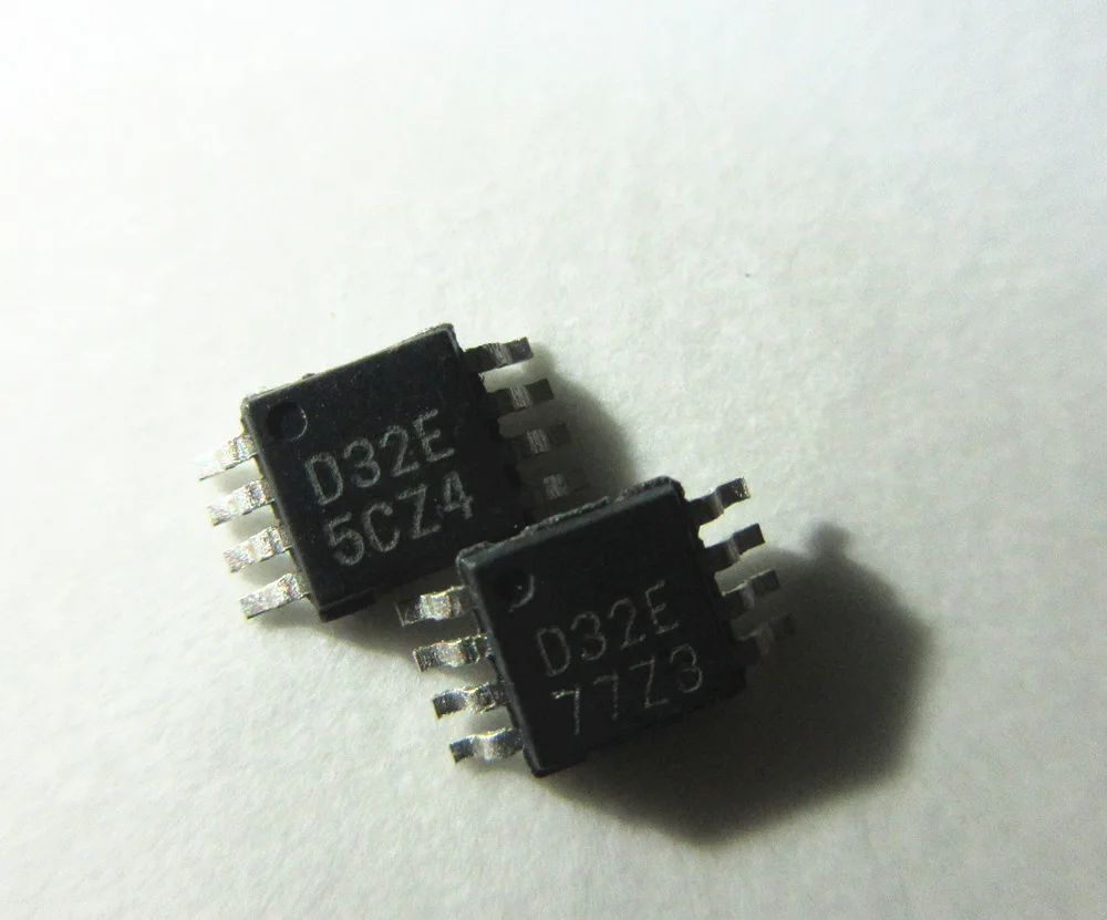 10 шт в упаковке, новая DAC8532 DAC8532IDGKR D32E MSOP8 IC