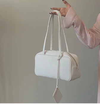 

Fashion women cute bag zipper girl messenger shoulder bag baguette sweet female bag underarm black white ty1282