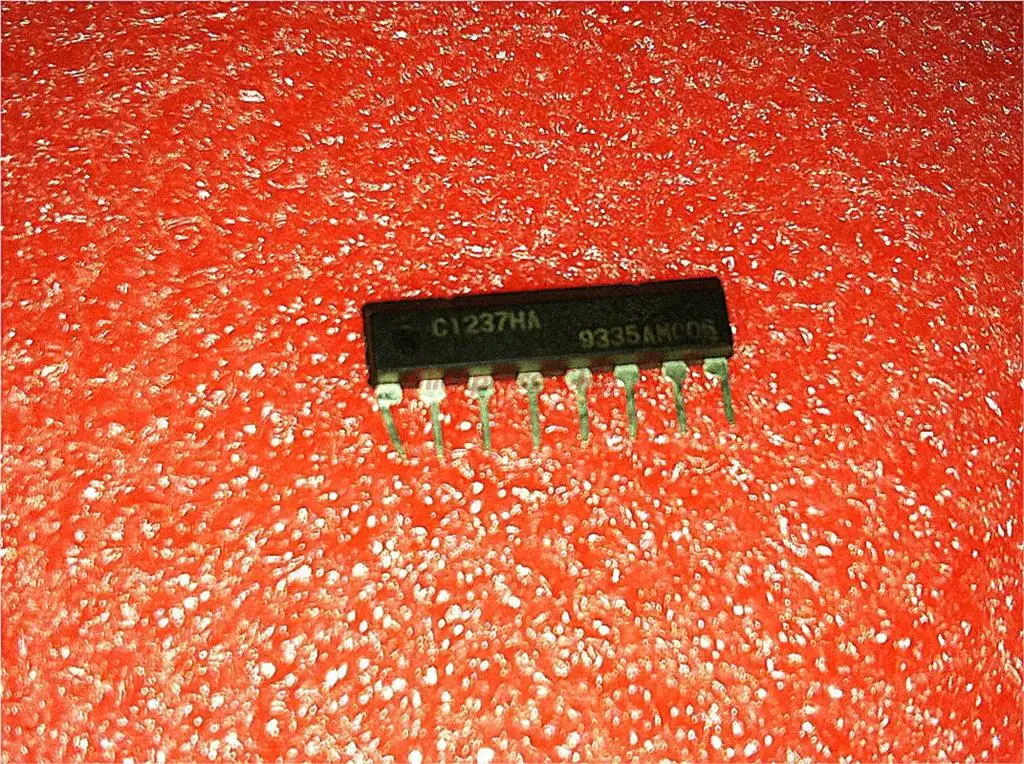 

5pcs/lot C1237HA UPC1237HA ZIP-8 In Stock