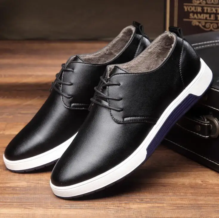 2020 men's shoes new leather shoes formal dress European and American men's casual leather shoes men's shoes leather shoes