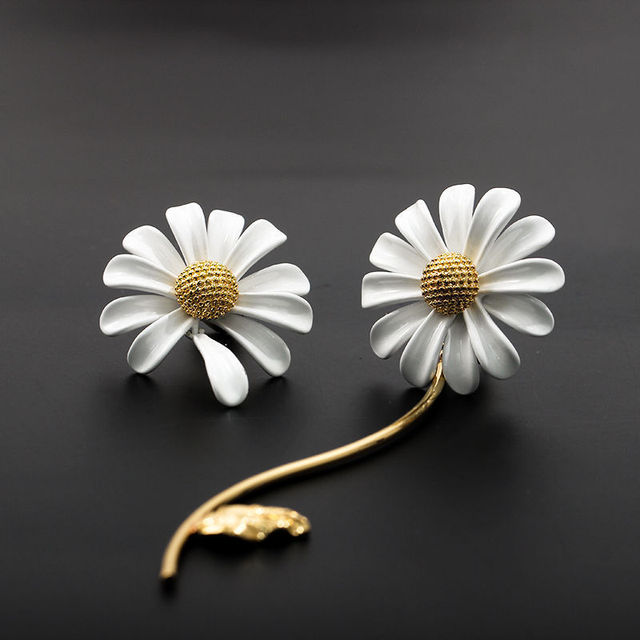 Fashion Daisy Bee Open Design Bracelet Ring Necklace Earring Painted Flower Set for Women Fashion Dress Jewelry