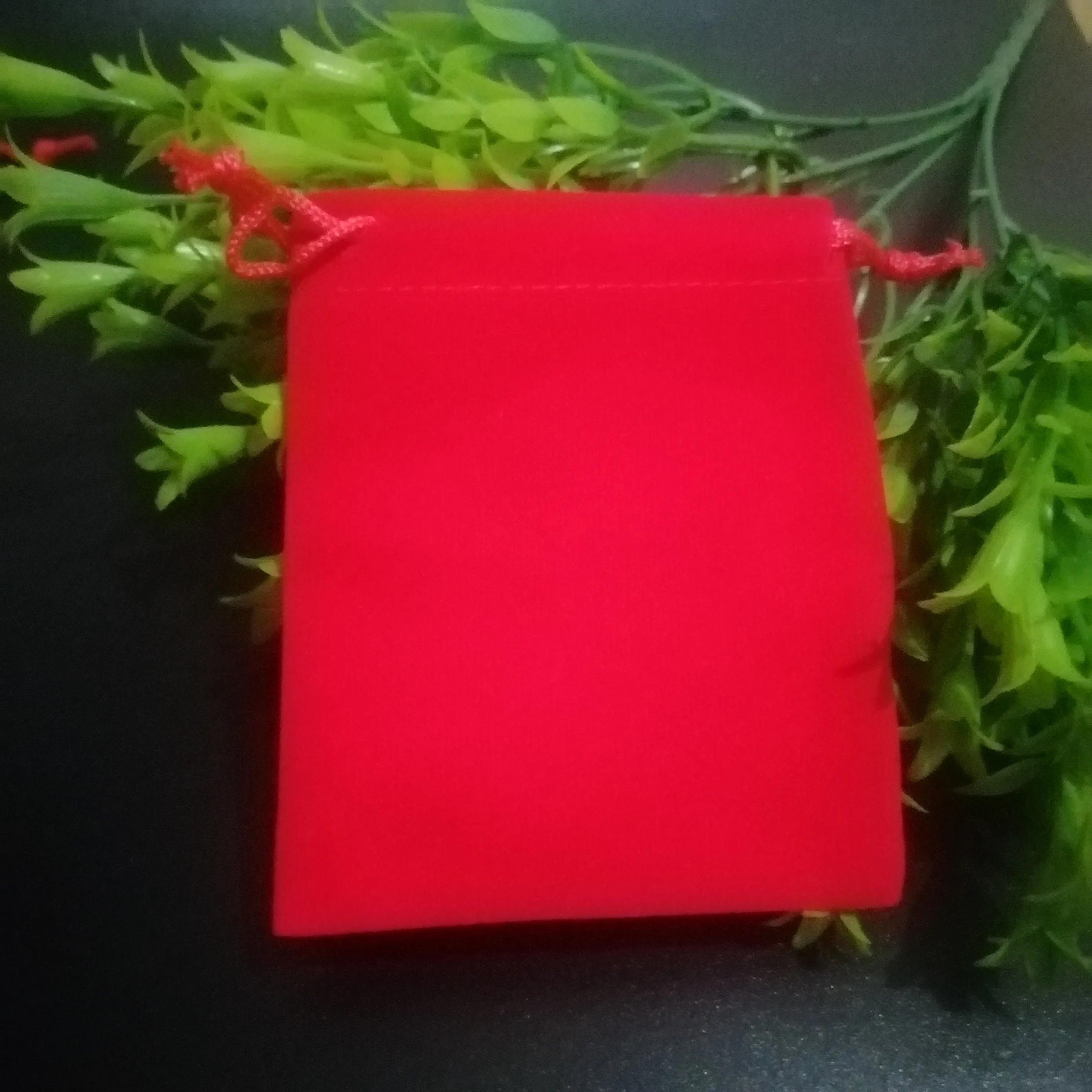 Sacchetti Velluto Con Coulisse Per Gioielli - 20 Pezzi 7x9cm 5 Colori - Foto 4