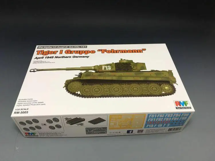 Campo Di Segale Modello Rfm Rm-5005 1/35 Tiger I Gruppo "Fehrmann" Aprile 1945-Kit Modello In Scala