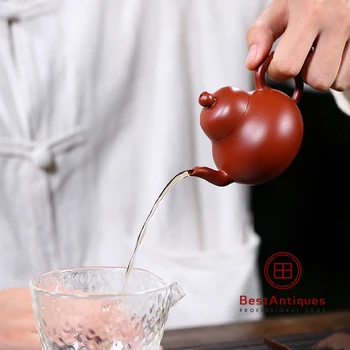 

Yixing Zisha Teapot Purple Clay Teapots Handmade Mini Siting 100cc