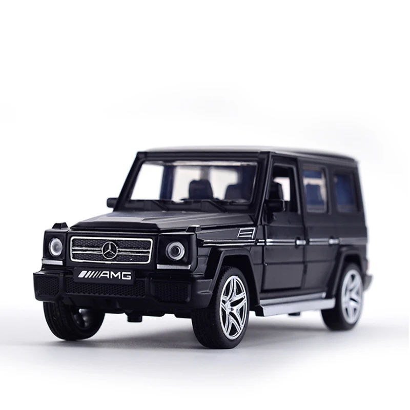 

1:32 Alloy Pull Back Model Car Model Toy Sound Light Pull Back Die-cast Vehicles Play Toy Car For G65 SUV AMG