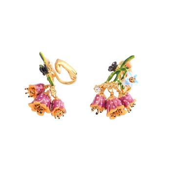

Cute Enamel Pink Flower Clip on Earrings for Women Romantic Metal Small Clip Earrings without Piercing Bridesmaid Gift EH011