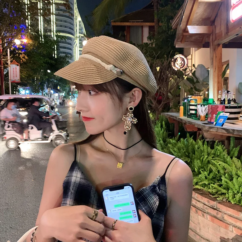 Women Short Brim Newsboy Cap Summer Breathable Woven Beret Straw Hats Beach Sun Hat Outdoor Casual Female Solid Octagonal Cap