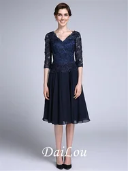Sheath/Column Mother of the Bride Dress Elegant V Neck Knee Length Chiffon Sheer Lace Half Sleeve With Lace 2022