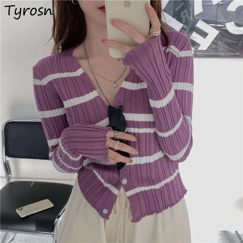 

Women V-neck Striped Cropped Tops Cardigans Korean Style Slender All-match Vintage Knitted Chic Spring Autumn Ulzzang Leisure