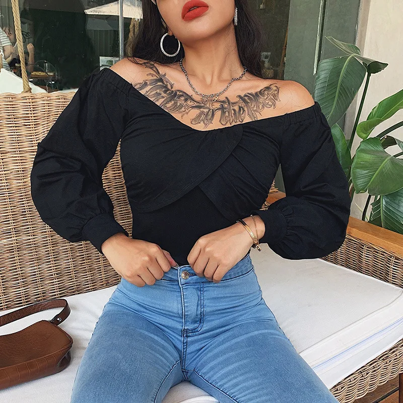 

Hot ins2019 autumn and winter England style women's new Puff Sleeve V-neck short paragraph Solid color wild Slim T-shirt