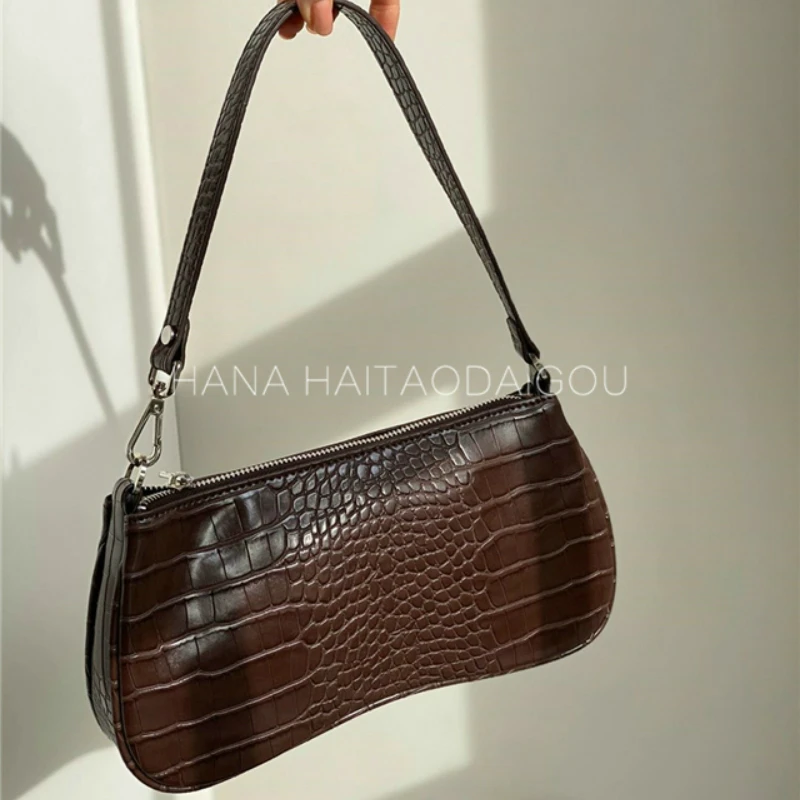 

High-end Retro Crocodile Pattern Handbags Niche Design Shoulder Bags Simple Underarm Bags Fashion Baguette Shoulder Bags Gg Bags