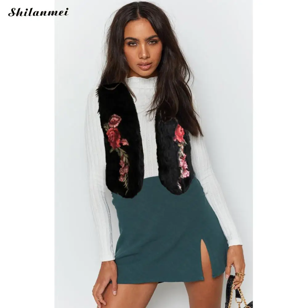 

England Style Floral Embroidered Vests Women Sleeveless Vintage Faux Fur Coat 2019 Autumn Winter Warm Vests Outerwear Casaco